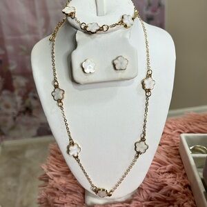 White Flower Three Piece Jewelry Set 18K Gold Plated Over Stainless Steel